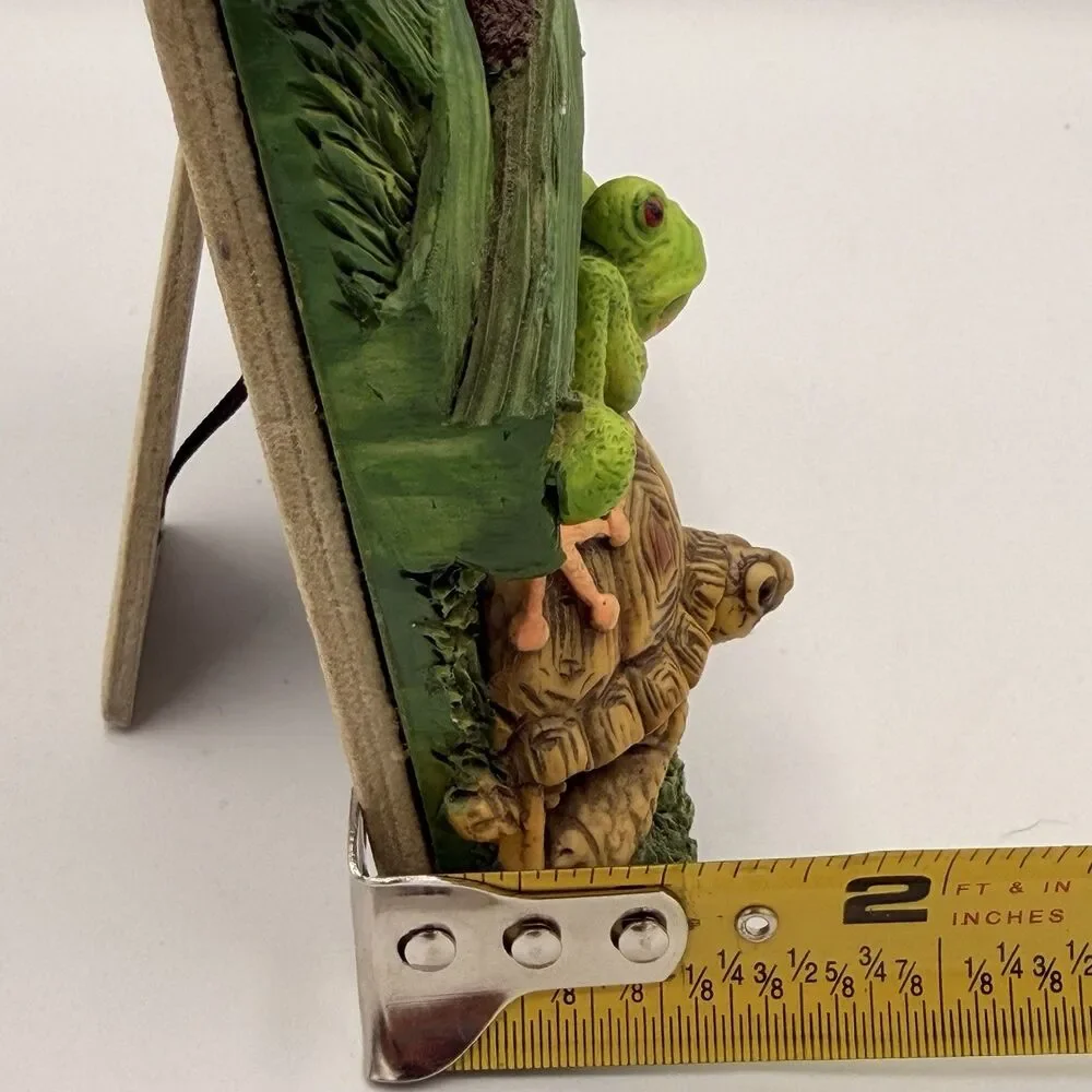 Vintage 2000 SWIBCO Frog Turtle Cattails 3D Resin Picture Frame 3x2